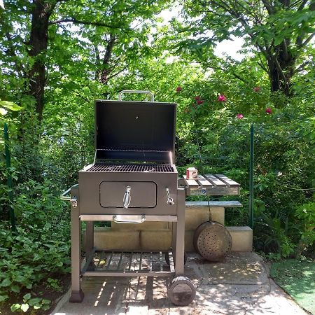 Casa Vacanze Tana Della Volpe Ispra Exteriör bild